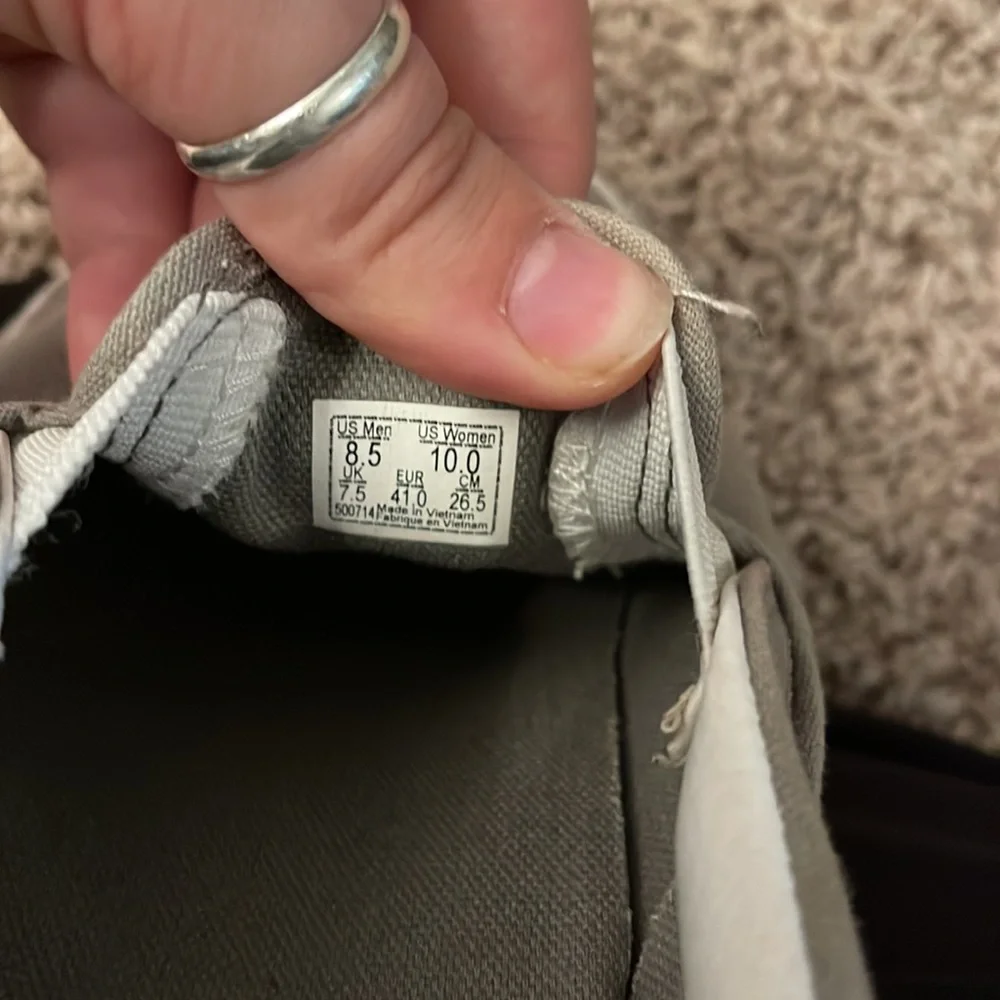 Vans - Picture 4 of 4
